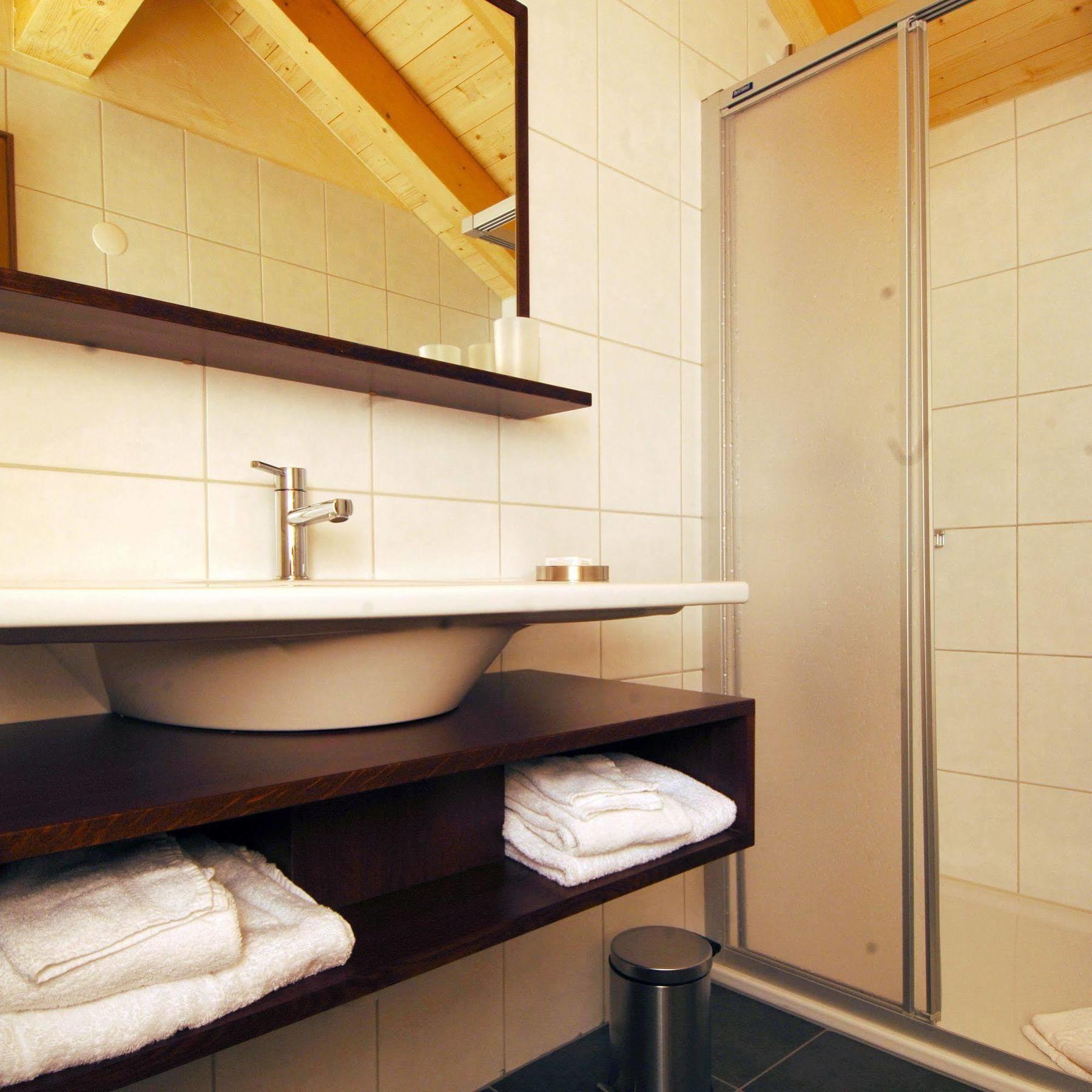 Hotel Viktoria-Leukerbad-Therme Екстериор снимка