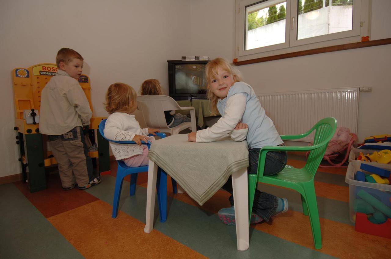 Hotel Viktoria-Leukerbad-Therme Екстериор снимка